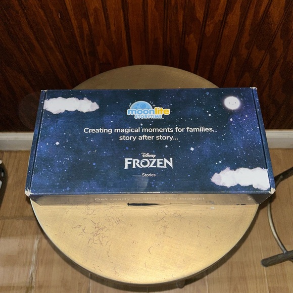 Moonlite Mini Projector - Picture 2 of 2